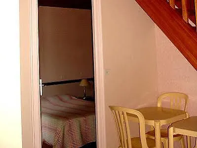 Hotel Restaurant Le Capricorne Pouldreuzic 2*,  Francia
